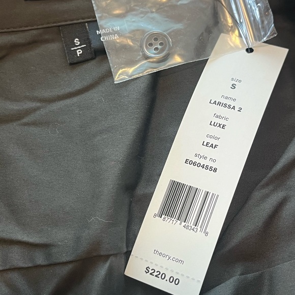 NWT Theory Larissa 2 Luxe Leaf Long Sleeve button Down Shirt Top Dark Gray Green - Picture 6 of 8
